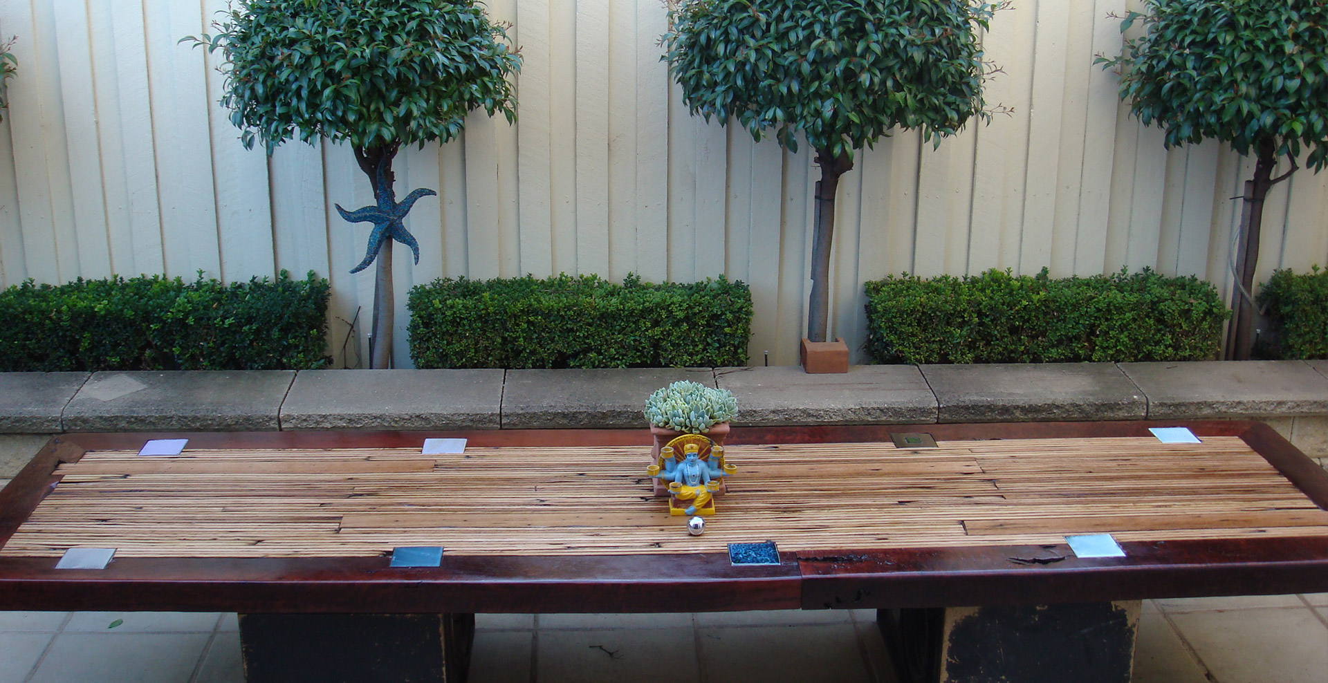 Reclaimed Timber Table Banner 1